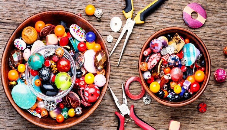 طرق تصنيع إكسسوارات سهلة مع الخرز الملون