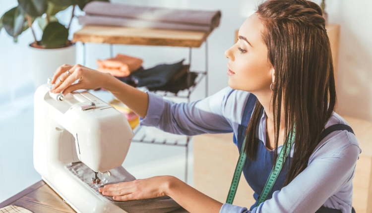 مشروع الخياطة من المنزل؛ تعرف معنا على أهم الأساسيات الضرورية 4 طريقة عمل دراسة جدوى مشروع خياطة