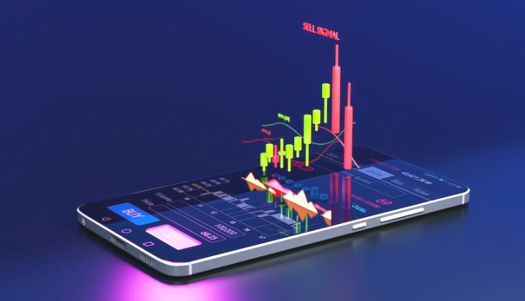 ماهو التداول trading؛ أهم 5 فوائد لعمليات بيع وشراء الأصول 3 أنواع التداول المختلفة خلفية زرقاء بها هاتف يخرج منه رسوم بيانية