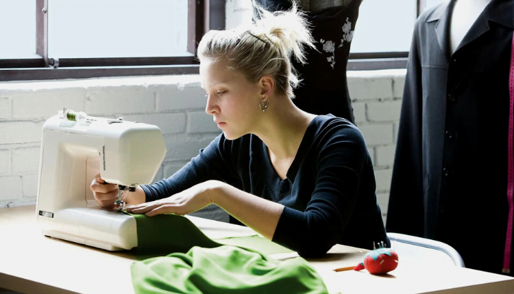مشروع الخياطة من المنزل؛ تعرف معنا على أهم الأساسيات الضرورية 3 كيفية تنفيذ مشروع الخياطة النسائية
