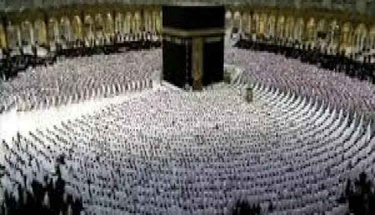 إعلان رسمي هام من وزارة الحج والعمرة السعودية بشأن "توكلنا" وتصاريح عمرة رمضان.. هذا ما يجب على المعتمرين القيام به !