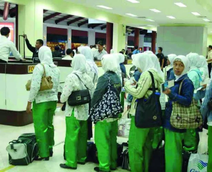 إندونيسيا تستعد لإرسال العمالة المنزلية إلى السعودية بعد حظر استمر 10 سنوات.. والكشف عن الحد الأدنى للأجور 3 إندونيسيا تستعد لإرسال العمالة المنزلية إلى السعودية بعد حظر استمر 10 سنوات.. والكشف عن الحد الأدنى للأجور