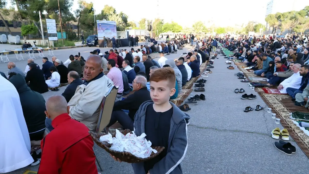 الحكومة الأردنية  تكشف عن عدد أيام  اجازة عيد الفطر ٢٠٢٥ في الأردن باليوم والتاريخ