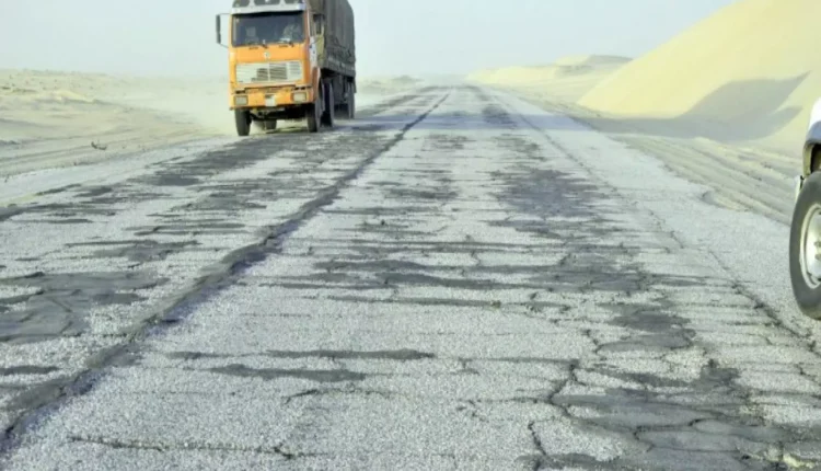 السعودية تُسعد ملايين المسافرين اليمنيين بمشروع حيوي جديد يُنهي خطر الموت في أهم طريق دولي يربط البلدين