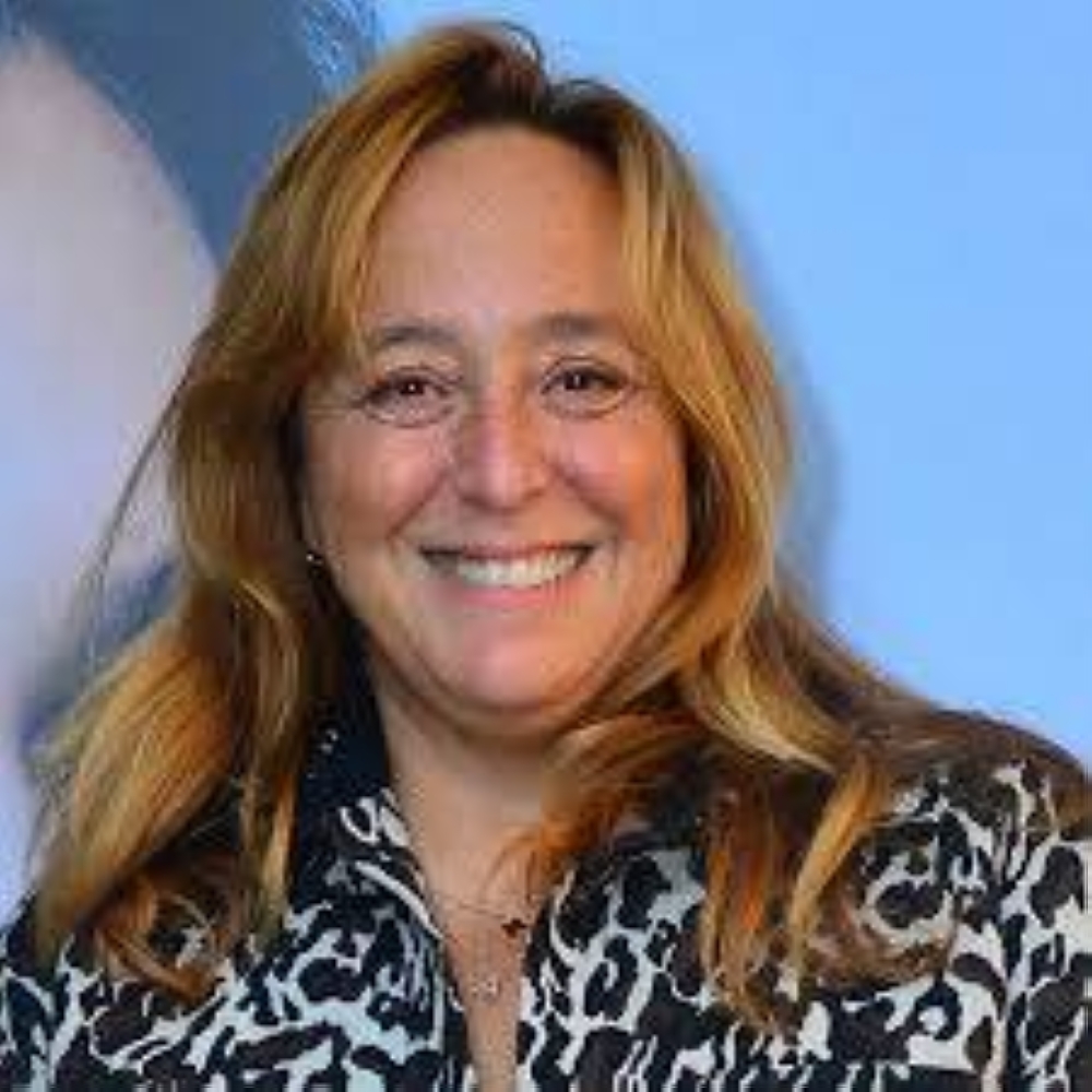 النيابة طالبت بسجنهما 4 أشهر.. كيف ورطت «مديرة أعمال» فنانيْن تركييْن شهيرين في شهادة الزور؟ - أخبار السعودية 3 النيابة طالبت بسجنهما 4 أشهر.. كيف ورطت «مديرة أعمال» فنانيْن تركييْن شهيرين في شهادة الزور؟ - أخبار السعودية