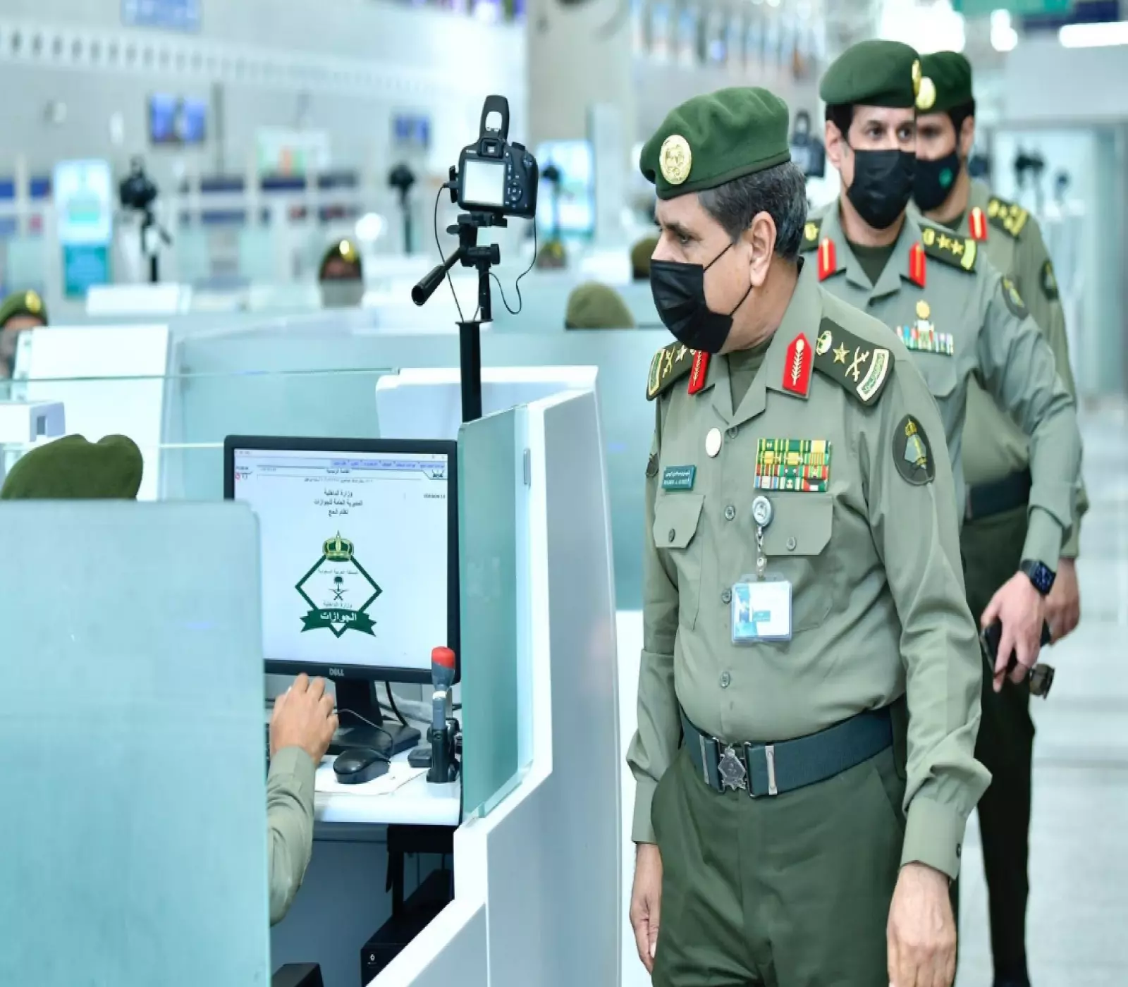 انتبهوا... الجوازات تعلن عن آخر موعد لإلغاء بلاغ غياب العمالة المنزلية 2 انتبهوا... الجوازات تعلن عن آخر موعد لإلغاء بلاغ غياب العمالة المنزلية