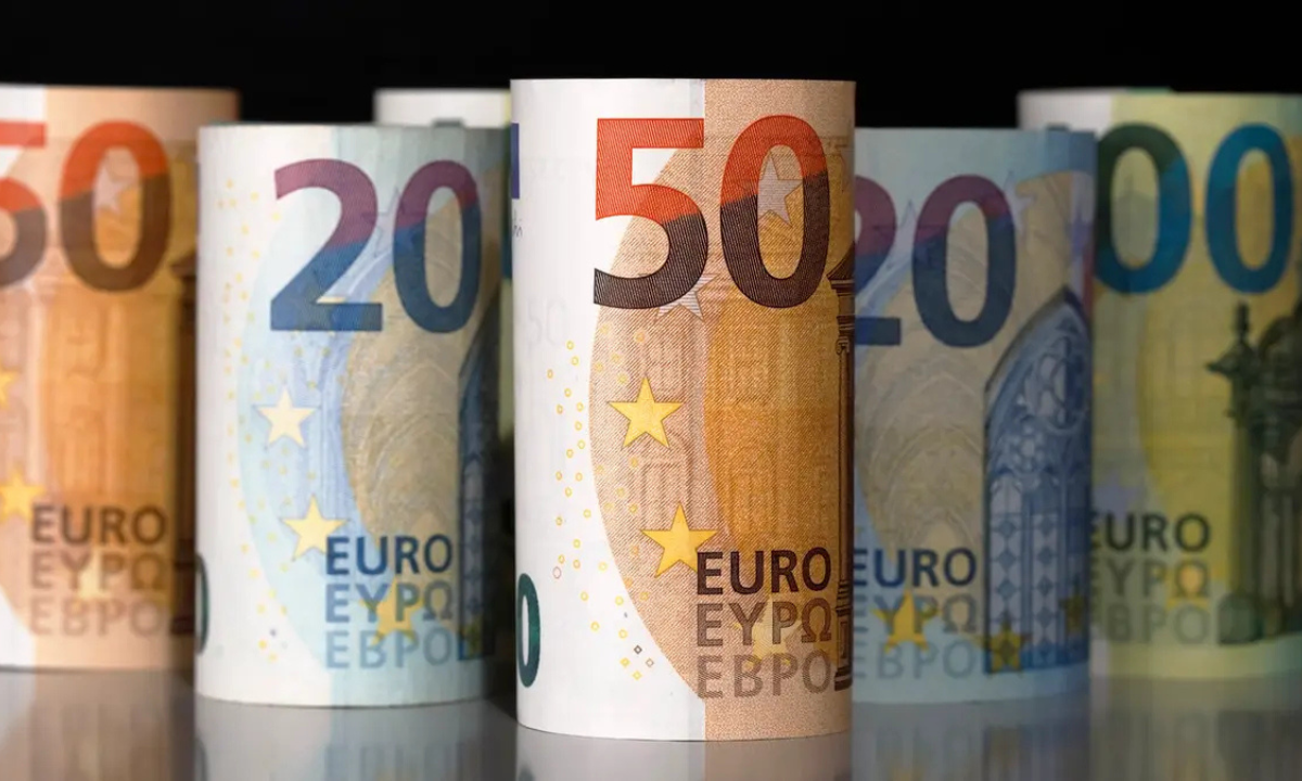 انخفاض جديد في سعر اليورو مقابل الدرهم المغربي يثير تساؤلات المتداولين .. هل هو فرصة للشراء أم البيع؟