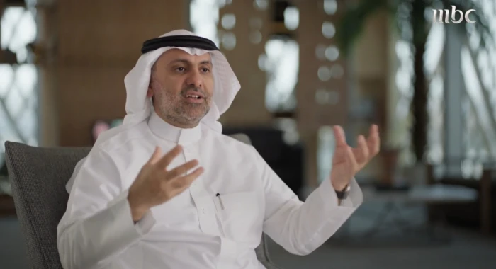 بالفيديو.. وزير الصحة يكشف عن سؤال وقرار أنهى بهما ولي العهد الجدل حول "إنهاء الإجراءات الاحترازية" لــ كورونا في المملكة