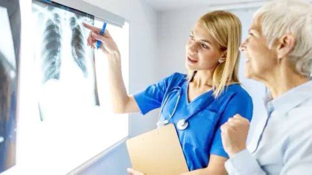 بعد 5 سنوات.. خطر «كورونا» لا يزال يلاحقنا - أخبار السعودية 5 بعد 5 سنوات.. خطر «كورونا» لا يزال يلاحقنا - أخبار السعودية