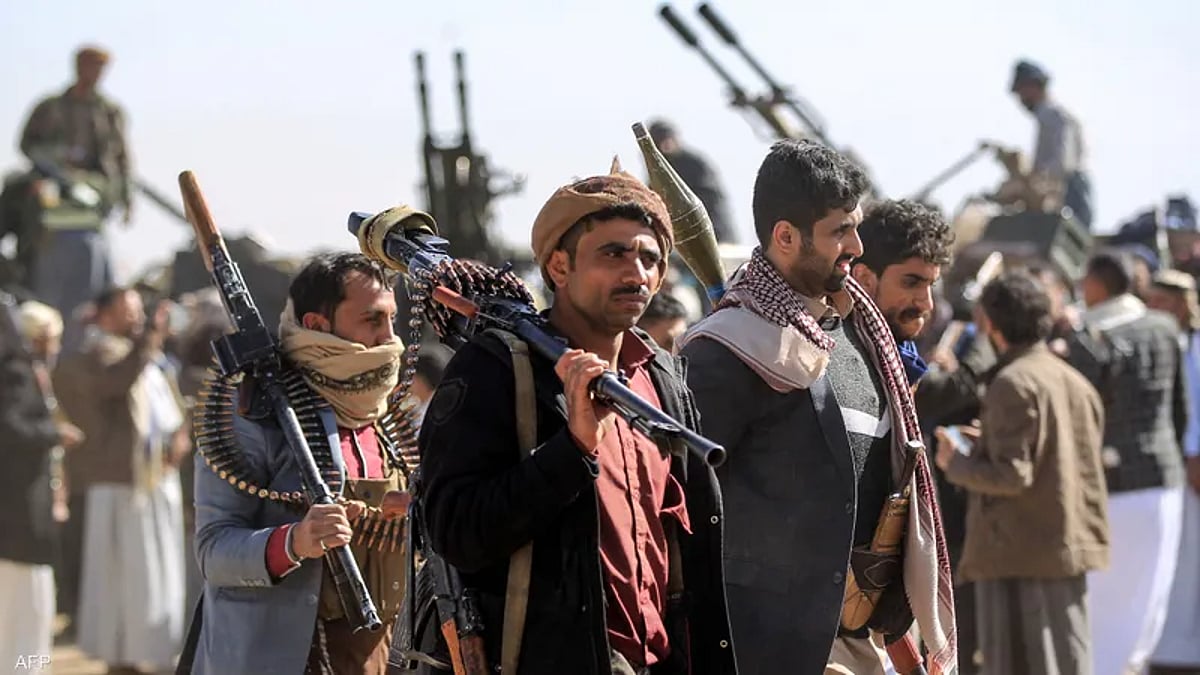 بعد تصنيفهم منظمة إرهابية.. واشنطن تفرض عقوبات على 8 من قادة الحوثيين 4 بعد تصنيفهم منظمة إرهابية.. واشنطن تفرض عقوبات على 8 من قادة الحوثيين