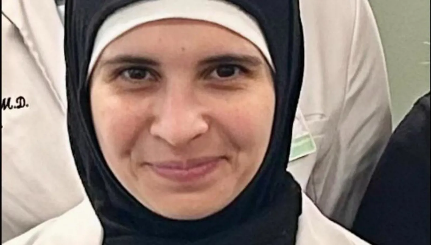 بعد حضورها جنازة 'السيد'... البيت الأبيض للطبيبة اللبنانية رشا علوية: باي باي 3 بعد حضورها جنازة 'السيد'... البيت الأبيض للطبيبة اللبنانية رشا علوية: باي باي