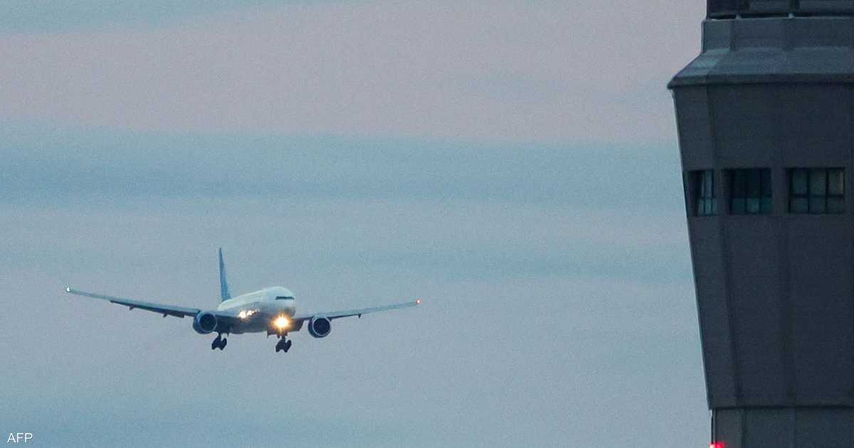 بعد ساعتين.. طائرة تعود أدراجها بسبب "خطأ لا يصدق" من الطيار 3 بعد ساعتين.. طائرة تعود أدراجها بسبب "خطأ لا يصدق" من الطيار