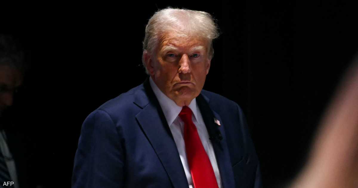 ترامب يطلب من محكمة في نيويورك إسقاط قضية "شراء الصمت" 10 ترامب يطلب من محكمة في نيويورك إسقاط قضية "شراء الصمت"