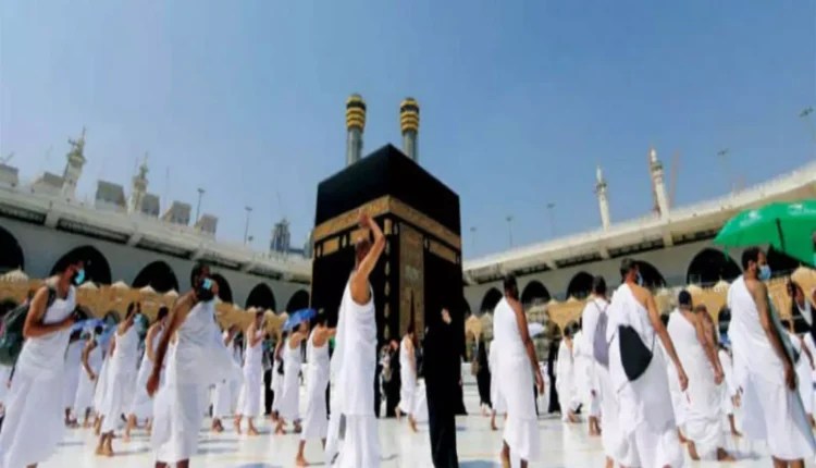 تسهيلات سعودية جديدة للمعتمرين اليمنيين وإرشادات هامة من هيئة الزكاة والضريبة والجمارك بالمملكة