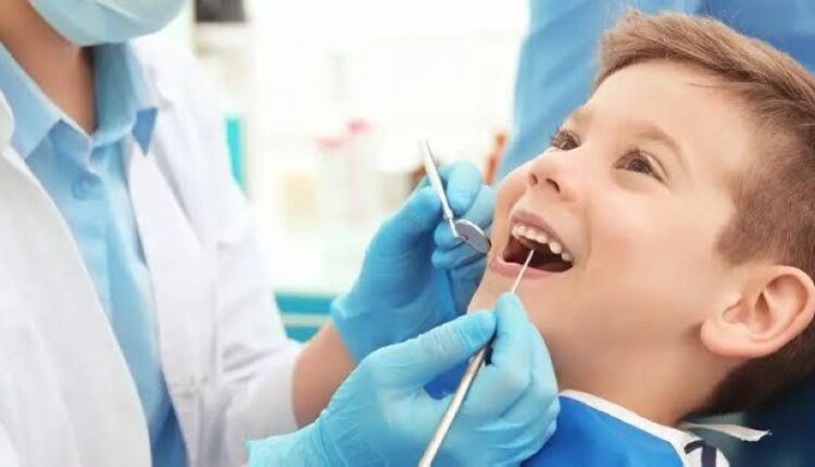 دراسة تكشف عن حل فعّال لتقليل زيارات طفلك للطبيب - أخبار السعودية