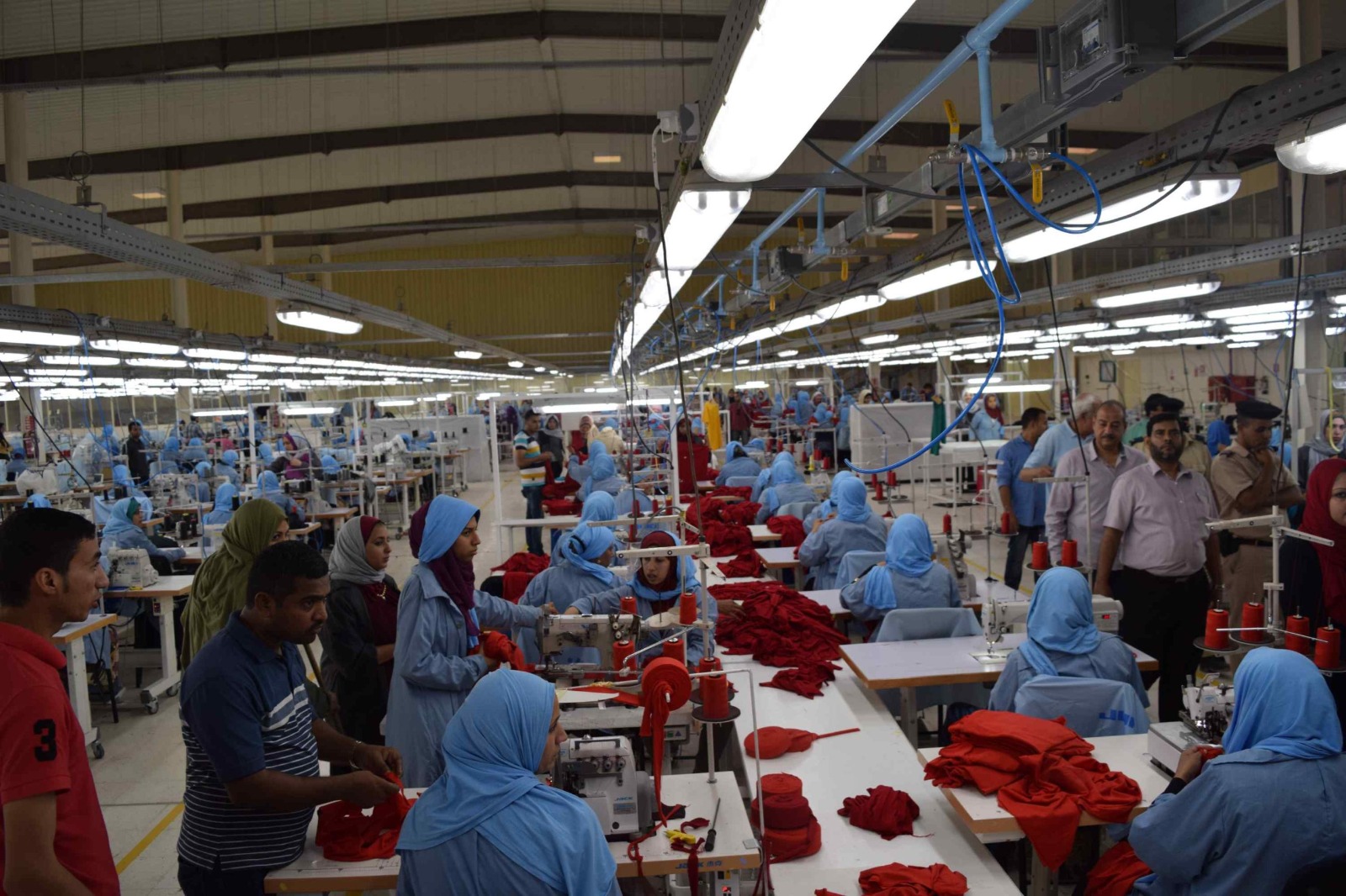 زيادة صادرات الملابس الجاهزة لـ11.5 مليار دولار.. خطة جديدة للجنة تنمية الصادرات 3 زيادة صادرات الملابس الجاهزة لـ11.5 مليار دولار.. خطة جديدة للجنة تنمية الصادرات