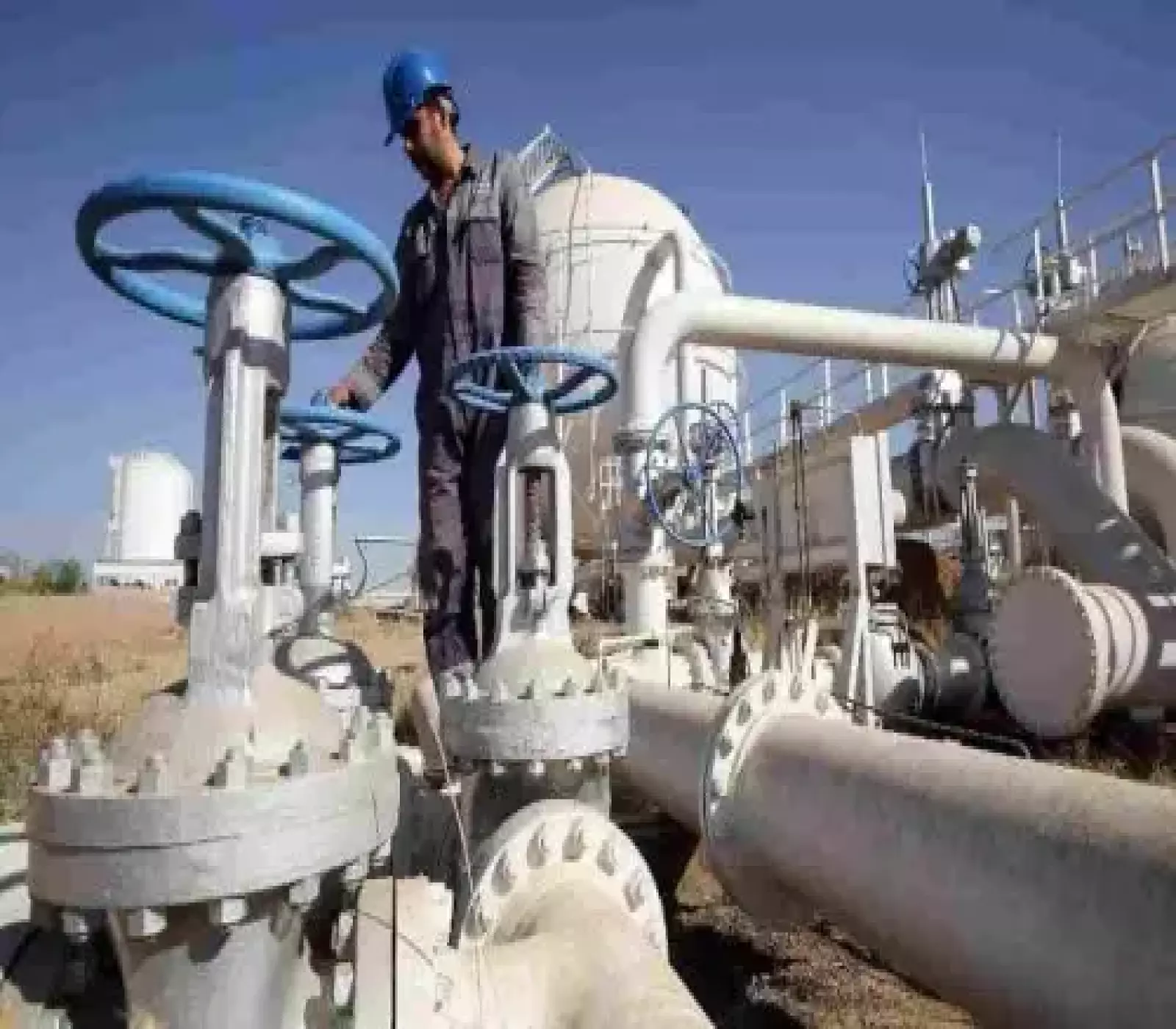ستصبح أغنى من السعودية.. دولة عربية تعلن اكتشاف أكبر بحيرة نفط في العالم ! 5 ستصبح أغنى من السعودية.. دولة عربية تعلن اكتشاف أكبر بحيرة نفط في العالم !