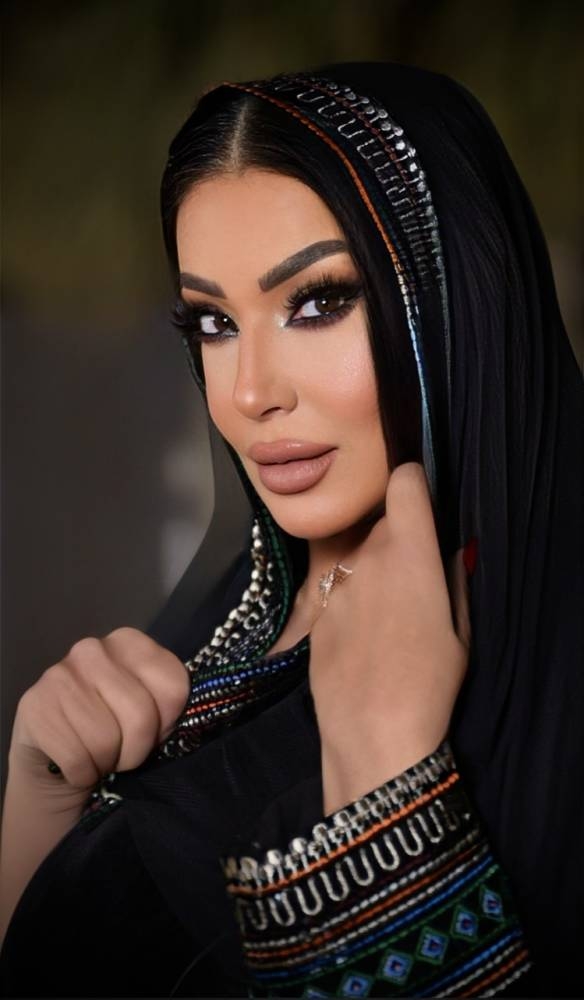 سمية الخشاب لـ «عكاظ»: أتمنى الاستقرار في السعودية وتحقيق حلمي الاستعراضي - أخبار السعودية 9 سمية الخشاب لـ «عكاظ»: أتمنى الاستقرار في السعودية وتحقيق حلمي الاستعراضي - أخبار السعودية