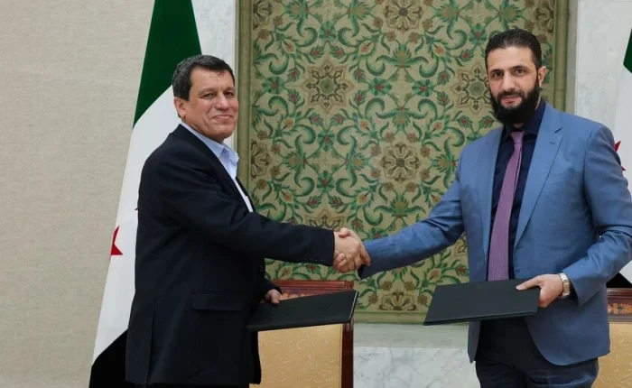 "قسد" تكشف تفاصيل اجتماع قائدها مع اللجنة التي شكلها الرئيس السوري أحمد الشرع