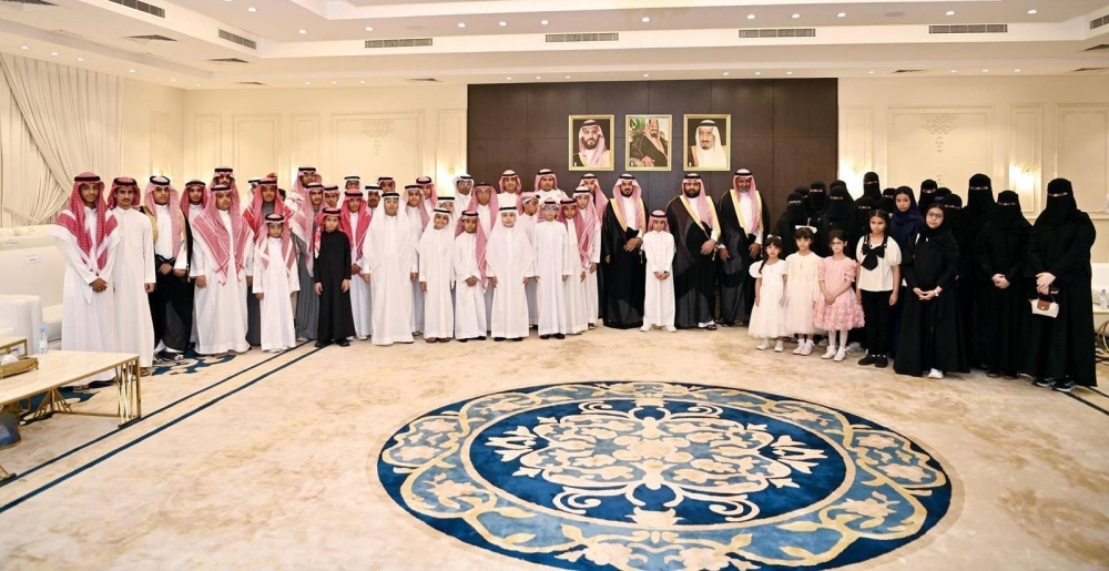 محمد بن عبدالعزيز يكرّم الطلبة الفائزين بجائزة «منافس 2024م» - أخبار السعودية 5 محمد بن عبدالعزيز يكرّم الطلبة الفائزين بجائزة «منافس 2024م» - أخبار السعودية