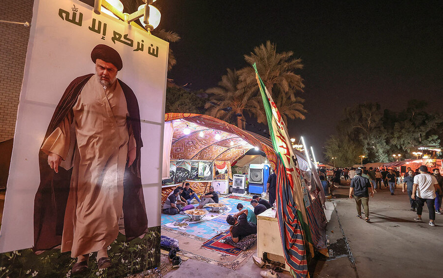 مقرب منه يحيط "موقع نتعلم" بحيثيات قرار الصدر: أغلق الباب وقطع الطريق 5 مقرب منه يحيط "شفق نيوز" بحيثيات قرار الصدر: أغلق الباب وقطع الطريق