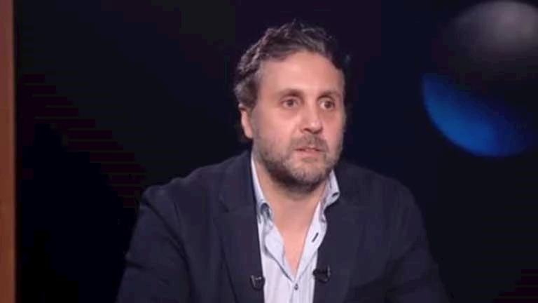 هشام ماجد يوجه رسالة لـ دنيا ماهر بسبب"أشغال شقة جدًا" 4 هشام ماجد يوجه رسالة لـ دنيا ماهر بسبب"أشغال شقة جدًا"
