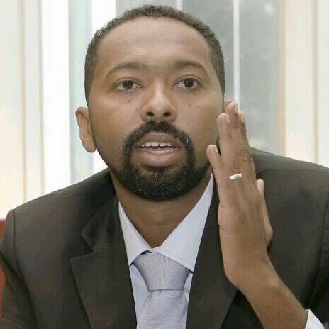هل تلاحظون الصمت الذي ضرب على خيمة خالد سلك؟! 3 خالد سلك
