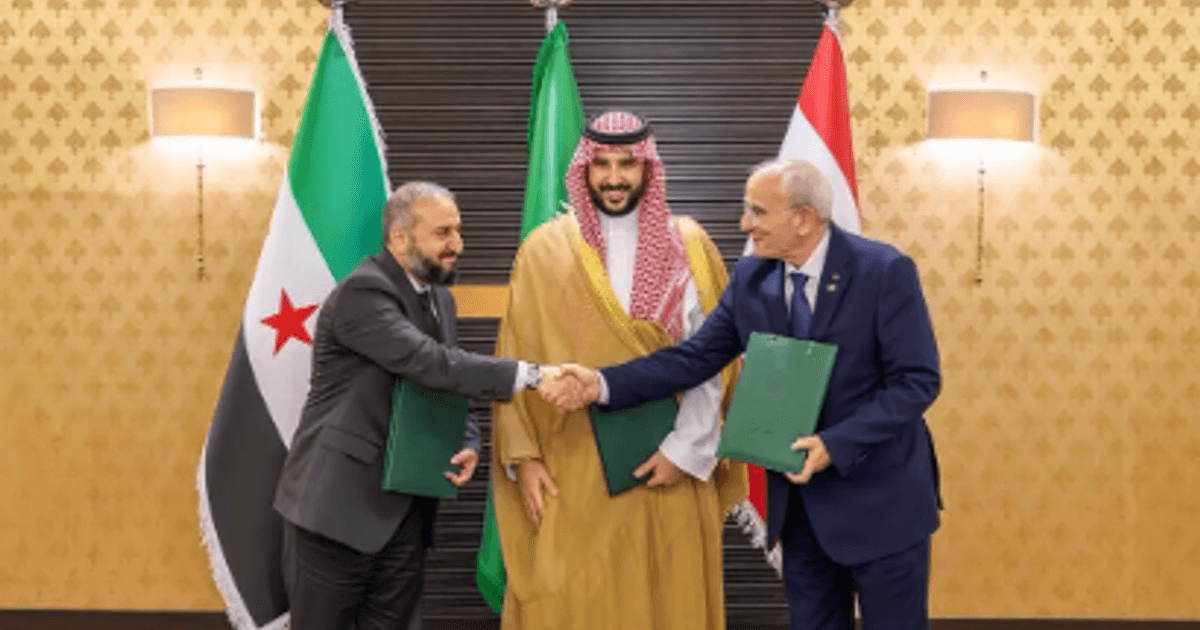 وزيرا دفاع سوريا ولبنان يوقّعان اتفاقا في جدة.. ما التفاصيل؟ 4 وزيرا دفاع سوريا ولبنان يوقّعان اتفاقا في جدة.. ما التفاصيل؟
