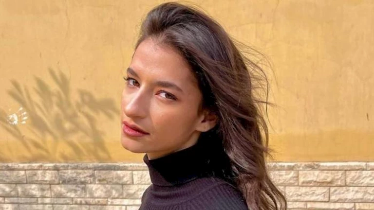 أميرة أديب:" في ناس تنمروا عليا واترفضت في شغل عشان مناخيري 7 أميرة أديب:" في ناس تنمروا عليا واترفضت في شغل عشان مناخيري