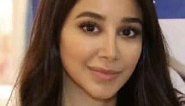 أول شخصية تحصل على المسمى رسمياً.. «أسيل» سفيرة للسياحة السويسرية في السعودية - أخبار السعودية