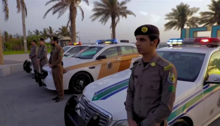 السعودية.. مقيم يقتل زوجته وسيدة أخرى بالأسيد ويحاول الانتحار