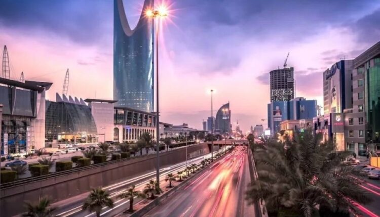 «العقار»: المملكة تدرس وضع حدٍ لارتفاع الإيجارات السكنية والتجارية - أخبار السعودية