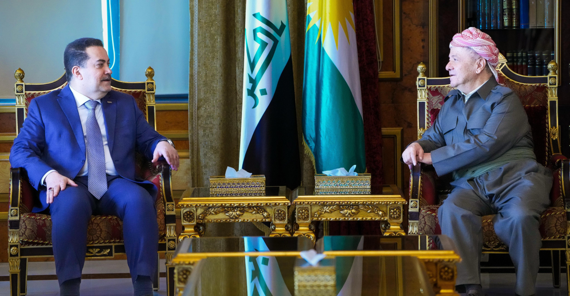 بارزاني والسوداني يؤكدان على التنسيق بين الأطراف العراقية لتجاوز الأزمات والتحديات 3 بارزاني والسوداني يؤكدان على التنسيق بين الأطراف العراقية لتجاوز الأزمات والتحديات