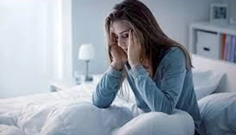 طبيب يقدم 4 نصائح لتجنب الآثار الجانبية لقلة النوم