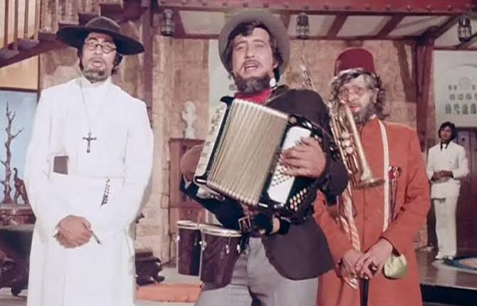 فيلم "قمر وأكبر وأنتوني"