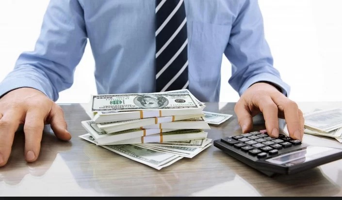 الديون المصرية والتمويل غير المصرفي: هل تنجح الحكومة في خفض الدين إلى أدنى مستوى منذ 50 عامًا؟ 2 الديون المصرية