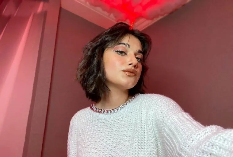 صورة بها الفتاة ساره مهند ضمن الحديث عن سكس ساره مهند كامل