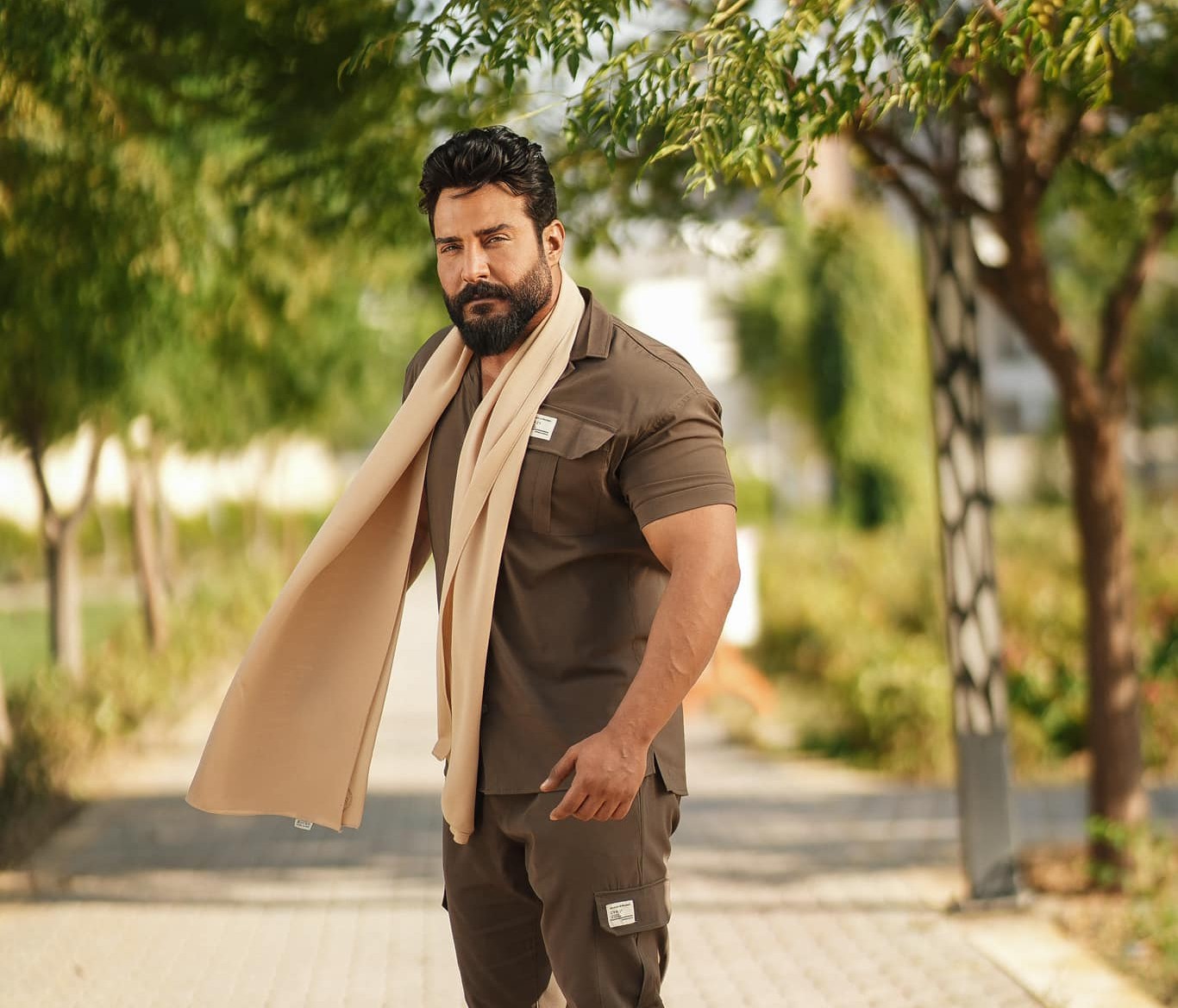 فيديو فضيحة الفنان جلال الزين سكس