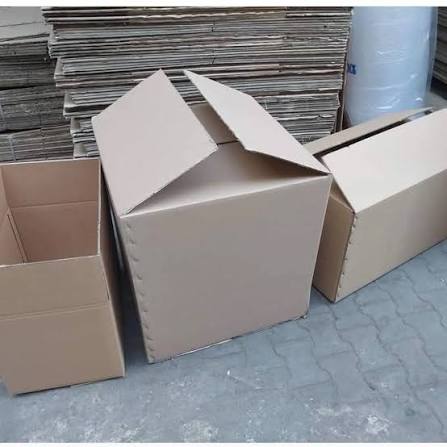 كراتين للبيع بأكتوبر والشيخ زايد لنقل الأثاث والشحن والتخزين 01067698229 2 كراتين للبيع بأكتوبر